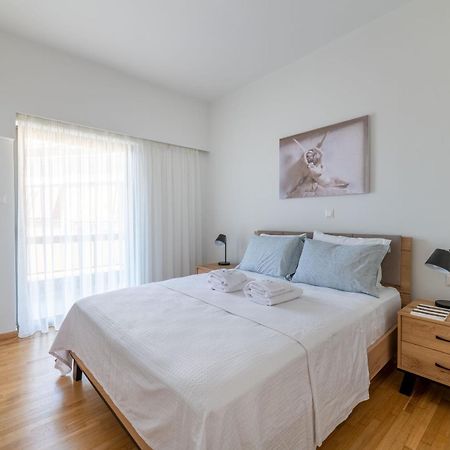 Modern Mythic Flat With Greek-Inspired Artistic Apartment Athens Ngoại thất bức ảnh
