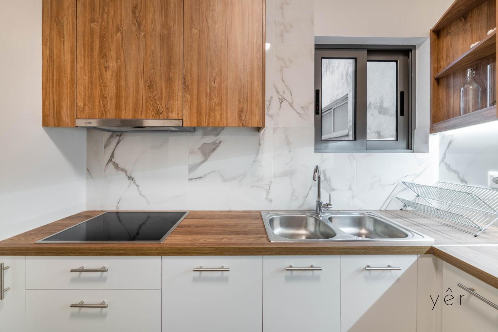 Modern Mythic Flat With Greek-Inspired Artistic Apartment Athens Ngoại thất bức ảnh